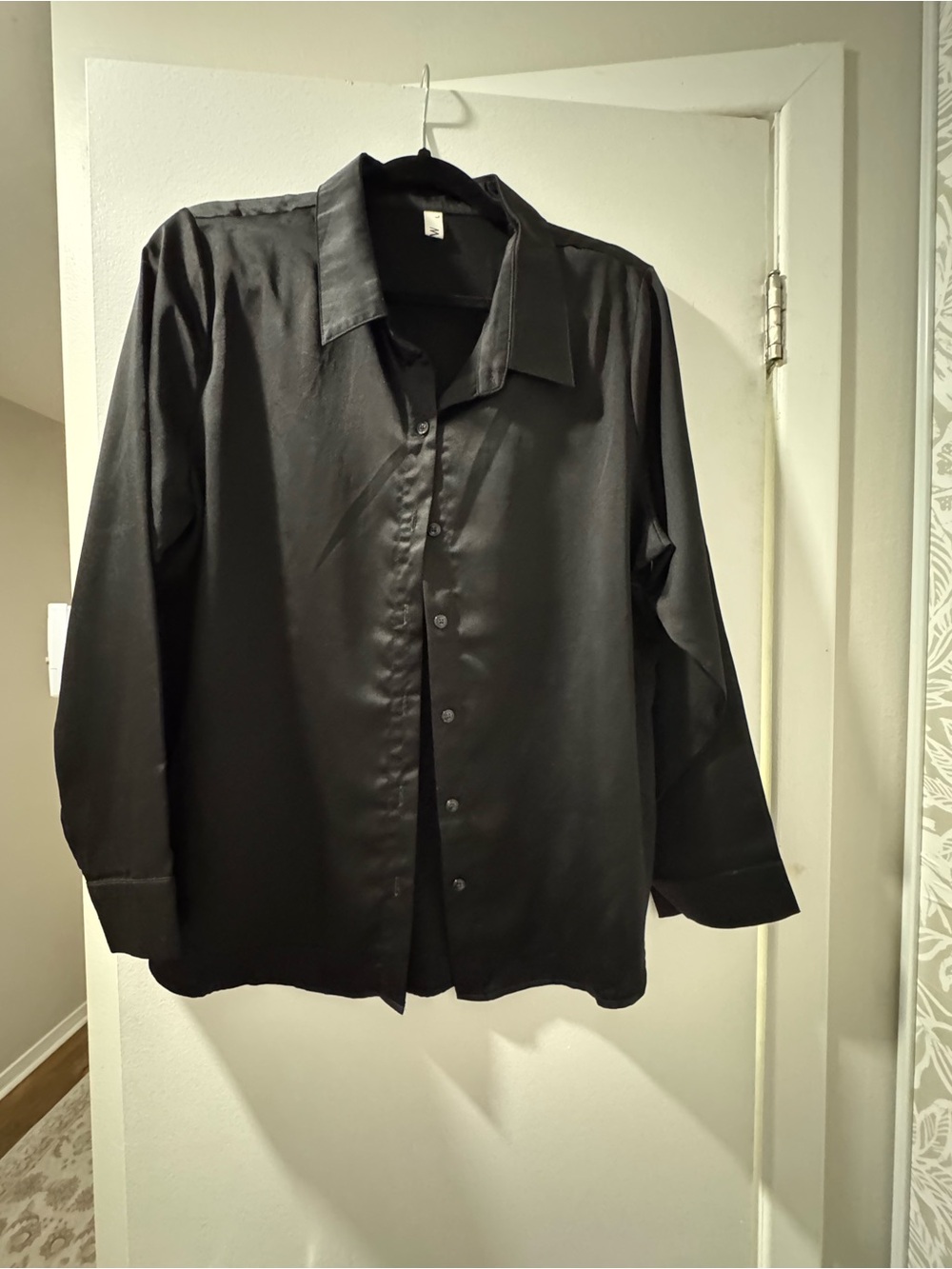 Classic Women’s Black Long-Sleeve Button-Up Shirt